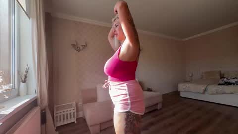 Snapshot of _morpho_ chatting on October 20, 10:05 am Francine Aisi Morpho - a genus of blue butterflies. online show from October 20, 10:05 am