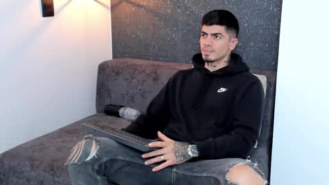 Snapshot of _mrcock_ chatting on February 15, 8:49 pm _mrcock_ online show from February 15, 8:49 pm