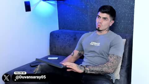 _mrcock_ online show from April 10, 11:31 pm