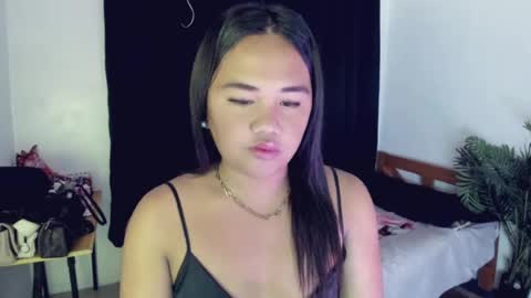 Snapshot of _mslibaylibay_ chatting on July 23, 7:39 am Angel online show from July 23, 7:39 am