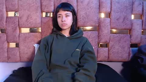 _nanah45 online show from March 24, 12:10 pm