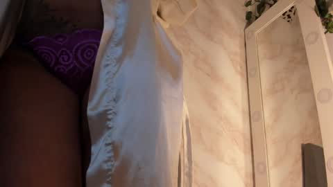 Snapshot of _nanny_1 chatting on September 15, 8:20 pm Nanny online show from September 15, 8:20 pm