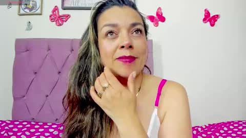 Snapshot of _nanycute_ chatting on February 8, 10:35 pm nany online show from February 8, 10:35 pm