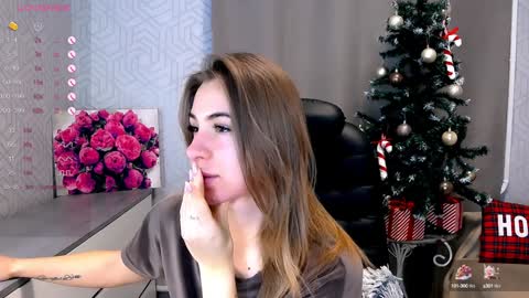 Snapshot of _naughty_megan_ chatting on December 30, 8:25 pm Megan online show from December 30, 8:25 pm