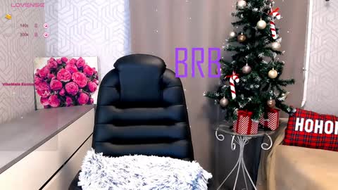 Snapshot of _naughty_megan_ chatting on January 1, 5:54 am Megan online show from January 1, 5:54 am