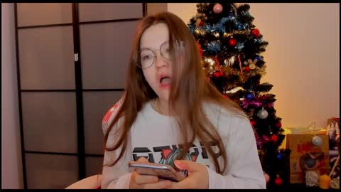 Mia with a big heart  online show from December 31, 5:11 am