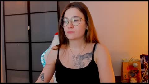 Mia with a big heart  online show from January 6, 4:15 am