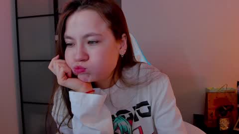 Mia with a big heart  online show from February 1, 4:14 am