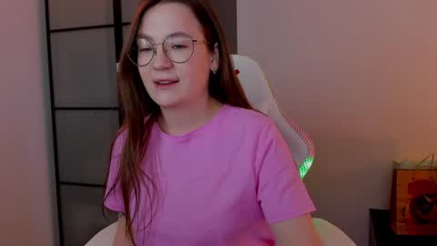 Mia with a big heart  online show from February 7, 3:45 am