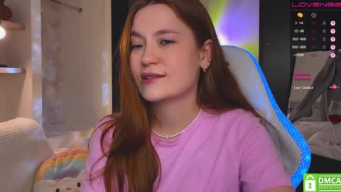 Snapshot of _nemalkovamia chatting on March 30, 3:07 am Mia with a big heart online show from March 30, 3:07 am