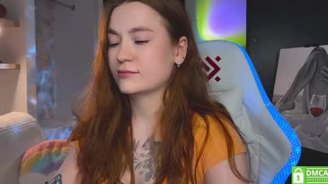 Snapshot of _nemalkovamia chatting on April 7, 10:48 am Mia with a big heart online show from April 7, 10:48 am