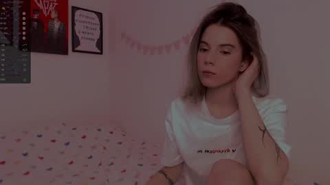 Snapshot of _ni_kiss chatting on January 12, 11:50 am Nika online show from January 12, 11:50 am