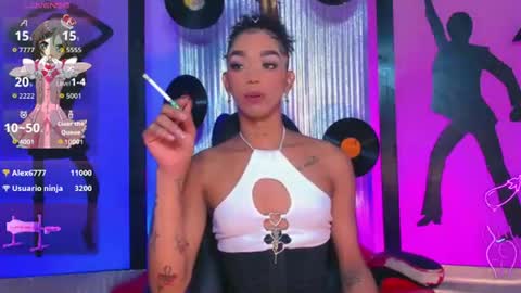 Nicky  Please help me with your thumbs up its importan online show from July 10, 8:11 pm