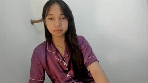 Snapshot of _nicole69_ chatting on May 22, 10:54 am Nicole online show from May 22, 10:54 am