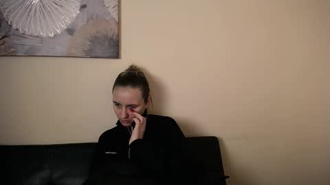 Nica online show from December 14, 4:01 pm