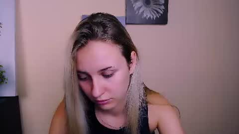 Snapshot of _nicole_new chatting on July 26, 9:49 am Nica online show from July 26, 9:49 am