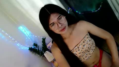 _odette22 online show from April 2, 5:16 am