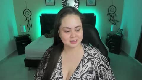 Olivia jones online show from November 23, 1:11 pm