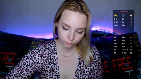 Snapshot of _pando4ka_ chatting on April 30, 8:57 pm pando4ka online show from April 30, 8:57 pm