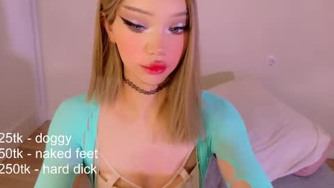 Snapshot of _paprika chatting on February 23, 9:45 pm _paprika online show from February 23, 9:45 pm