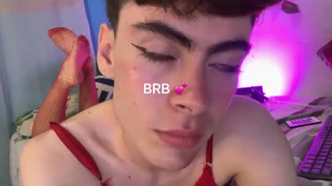 Snapshot of _peachyboy chatting on July 18, 3:44 am esteban online show from July 18, 3:44 am