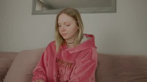 Viktoria online show from April 17, 7:33 am