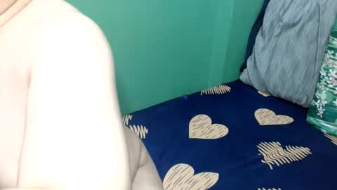 Snapshot of _pinayglamourbum_143xxx_ chatting on June 25, 8:19 am Pinaylovelybum online show from June 25, 8:19 am