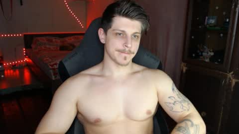 Snapshot of _purrari chatting on December 20, 12:52 am Vampire online show from December 20, 12:52 am