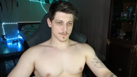 Snapshot of _purrari chatting on December 29, 3:54 am Vampire online show from December 29, 3:54 am