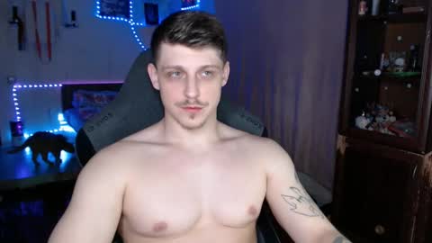 Snapshot of _purrari chatting on February 27, 12:10 am Vampire online show from February 27, 12:10 am