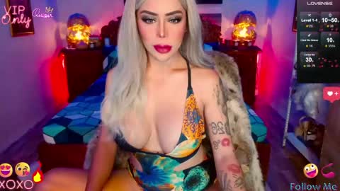 Snapshot of _queengoddess_ chatting on June 2, 4:36 am Hi my name is selinaim glad to meet everyone here online show from June 2, 4:36 am