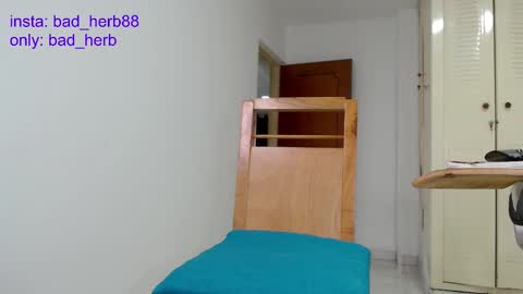 Alejandra  online show from November 17, 11:10 pm