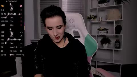 Rein online show from October 25, 7:19 pm