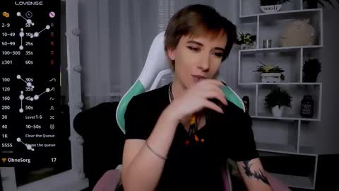 Rein online show from November 27, 6:43 pm