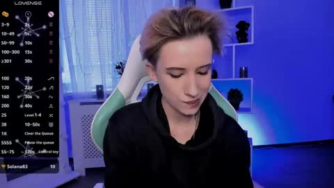 Snapshot of _rein_ramm chatting on April 28, 2:55 pm Rein online show from April 28, 2:55 pm