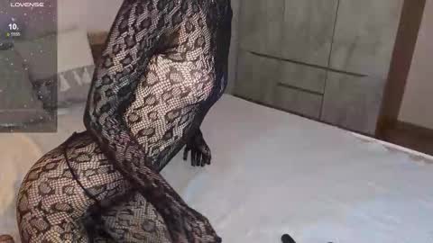 LISSAPVT IS OPEN online show from November 9, 1:15 am