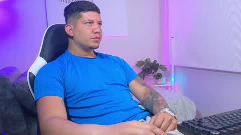 Roberto online show from April 11, 12:31 pm