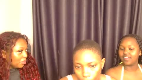 Snapshot of _roxxana chatting on July 11, 4:32 pm Roxxana online show from July 11, 4:32 pm
