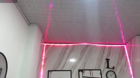 Snapshot of _samantha_b chatting on January 4, 12:38 pm Samantha online show from January 4, 12:38 pm