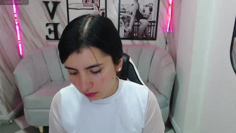 Snapshot of _samantha_b chatting on January 13, 12:45 pm Samantha online show from January 13, 12:45 pm