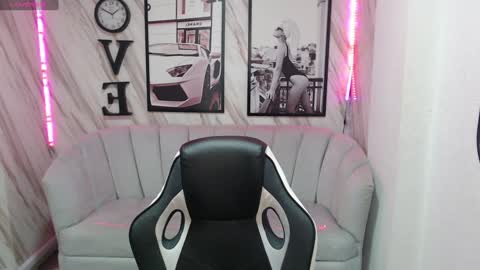 Snapshot of _samantha_b chatting on January 19, 12:39 pm Samantha online show from January 19, 12:39 pm