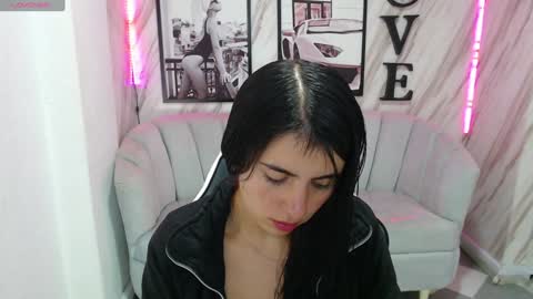 Snapshot of _samantha_b chatting on February 1, 12:37 pm Samantha online show from February 1, 12:37 pm