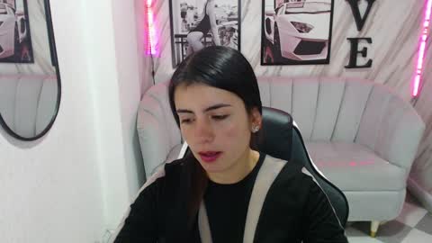 Snapshot of _samantha_b chatting on February 6, 1:21 pm Samantha online show from February 6, 1:21 pm