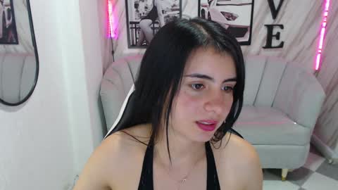 Snapshot of _samantha_b chatting on February 6, 4:25 pm Samantha online show from February 6, 4:25 pm