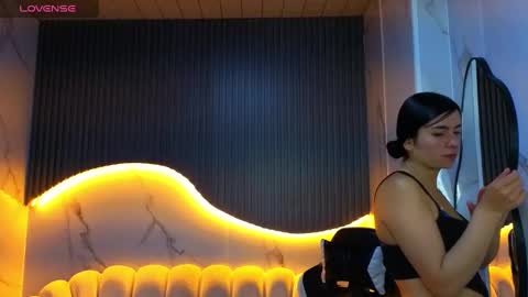 Snapshot of _samantha_b chatting on October 20, 12:49 pm Samantha online show from October 20, 12:49 pm