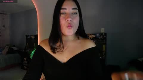  SantaLove  online show from April 18, 9:26 pm