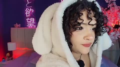 Sara online show from April 3, 4:10 am