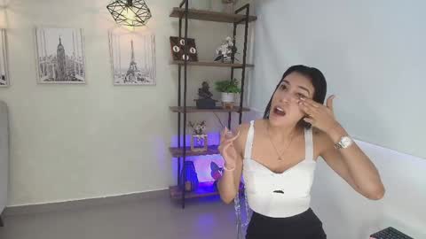 Snapshot of _sassy_girl chatting on April 27, 6:28 pm Sassy Girl online show from April 27, 6:28 pm