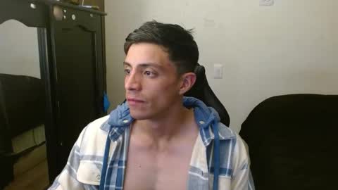 Snapshot of _schnnneider_ chatting on September 22, 1:51 am SCHNEIDER online show from September 22, 1:51 am