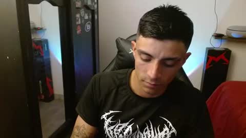 Snapshot of _schnnneider_ chatting on July 23, 11:02 pm SCHNEIDER online show from July 23, 11:02 pm
